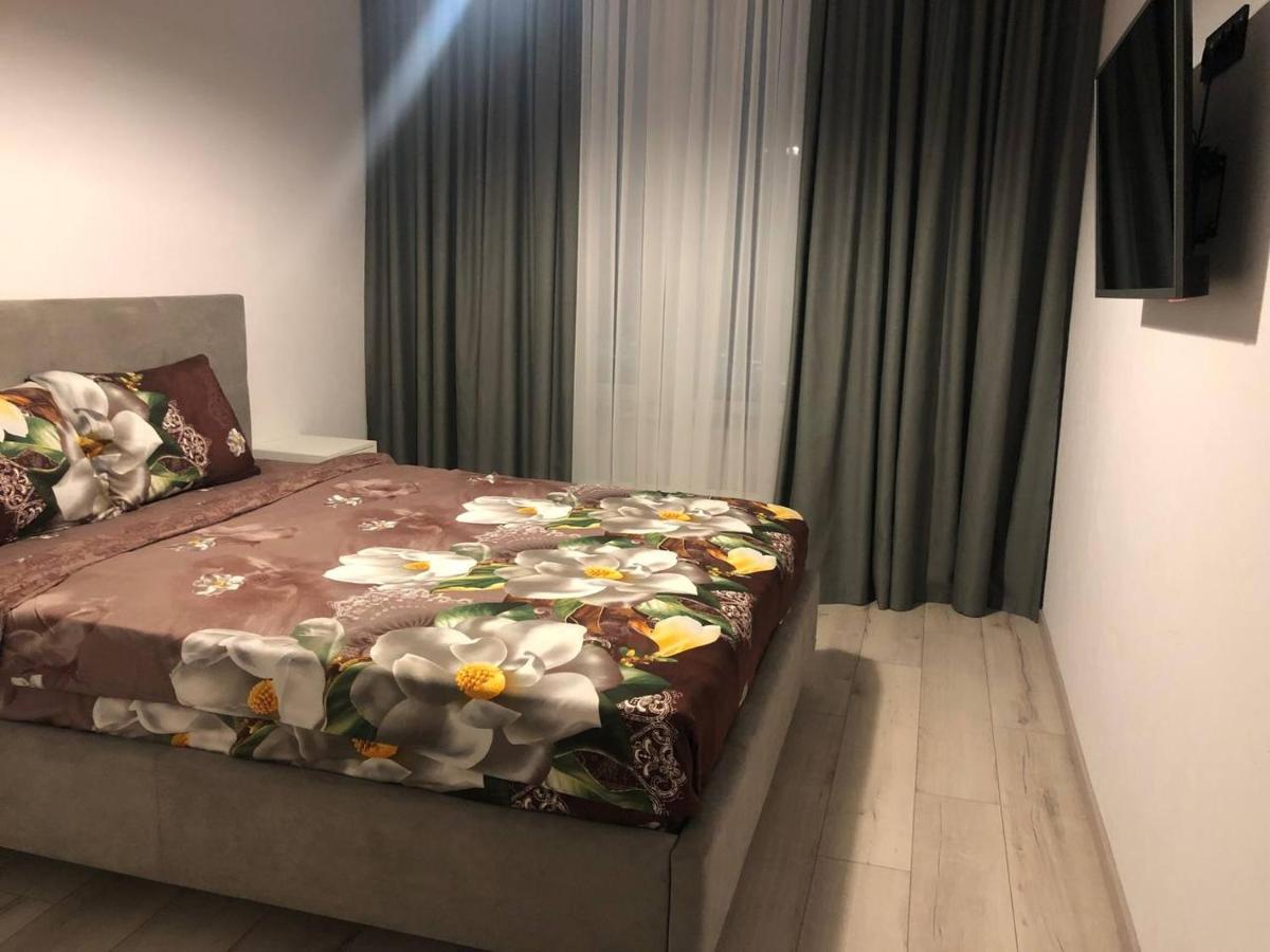 25D-Floor Sky Luxury Apartment! Fantastic View! Kiev Bagian luar foto